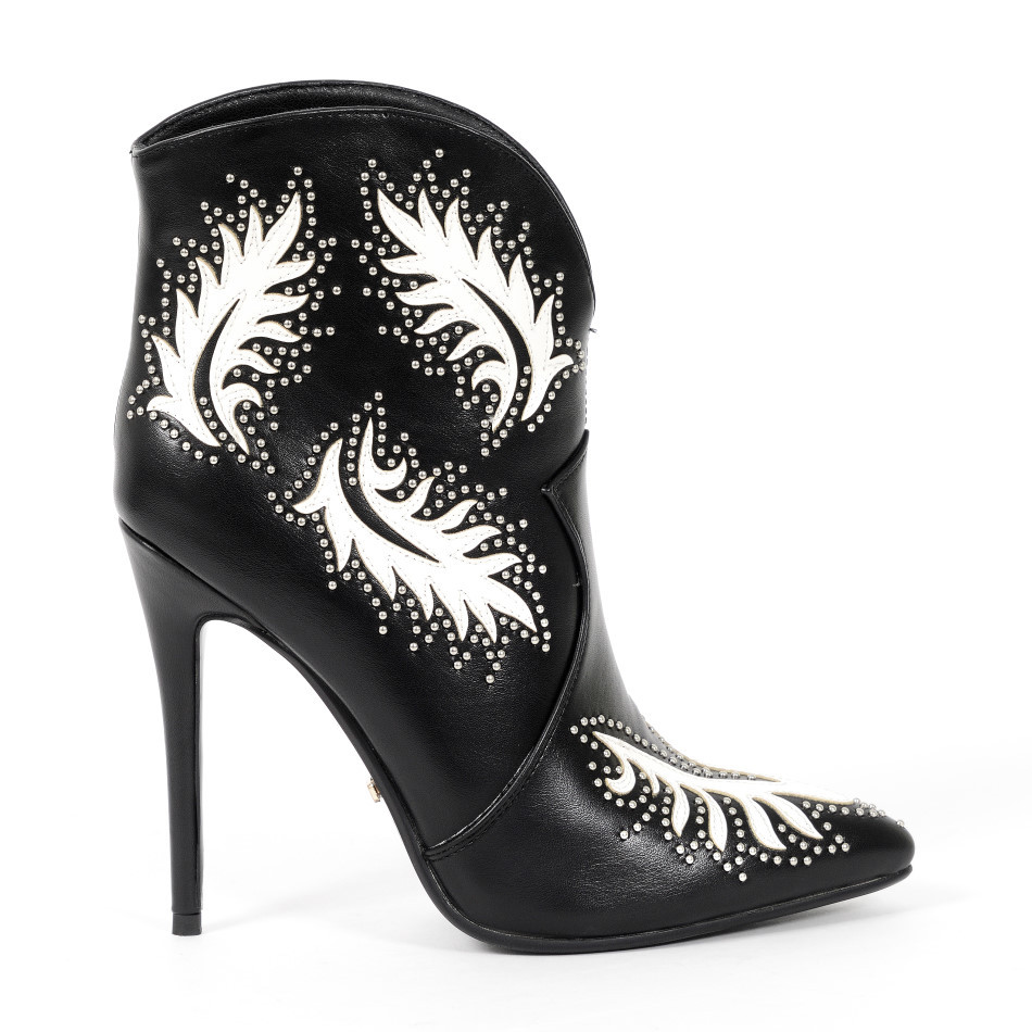 Boots-Holly-08-black