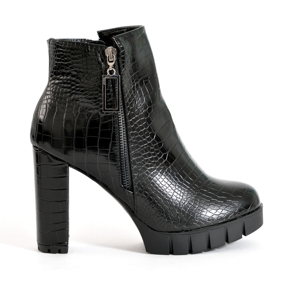 Boots-Valentina-25-black-stone